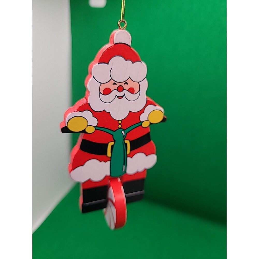 NEW Avon Santa On the Go Movable Ornament VINTAGE